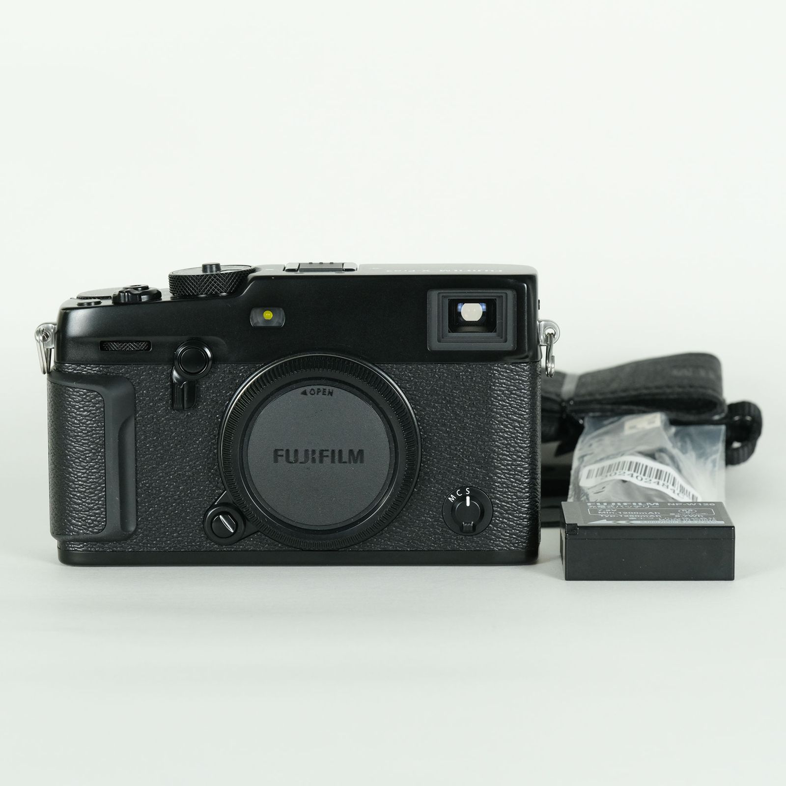 [美品 | シャッター数104回｜ハンドグリップ付] FUJIFILM X-Pro3 [ブラック] | FUJIFILM Xマウント