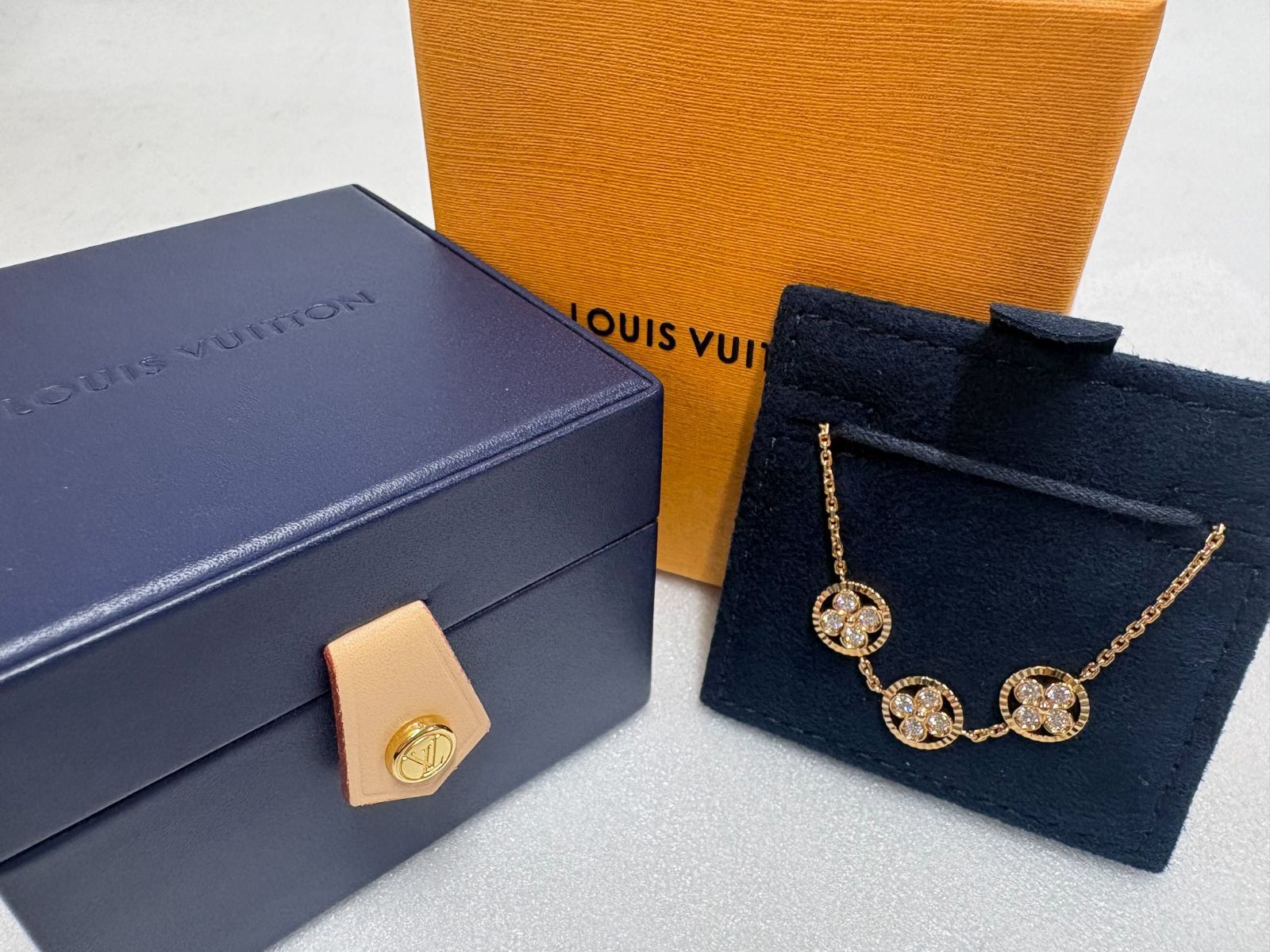 LOUIS VUITTON ルイヴィトン サンブロッサム ブレスレット Q95497 K18PG ダイヤモンド 750PG モノグラム フラワー 181,025円
