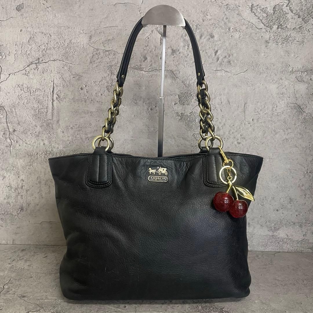 美品　COACH Y2K Madison Chain Black Tote Bag　コーチ トートバッグ マディソン チェーン レザー 黒 ブラック 11,800円