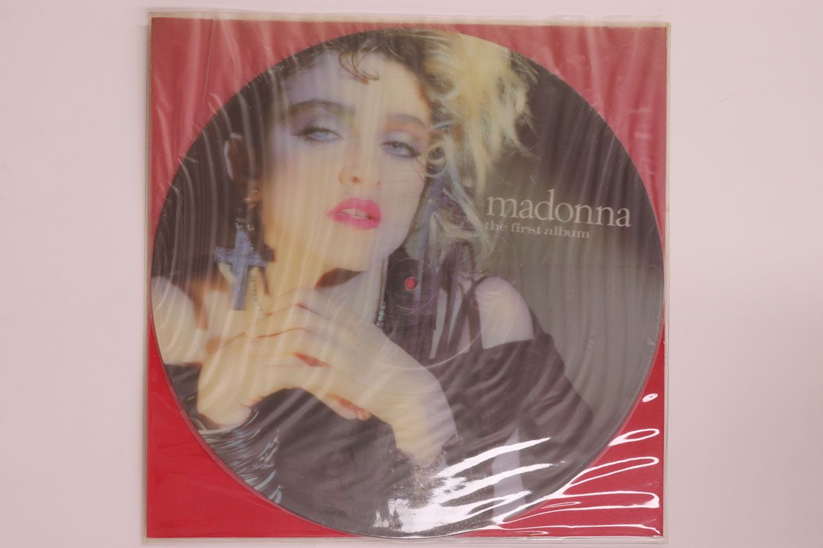 LP Madonna First Album W23867 SIRE /00260