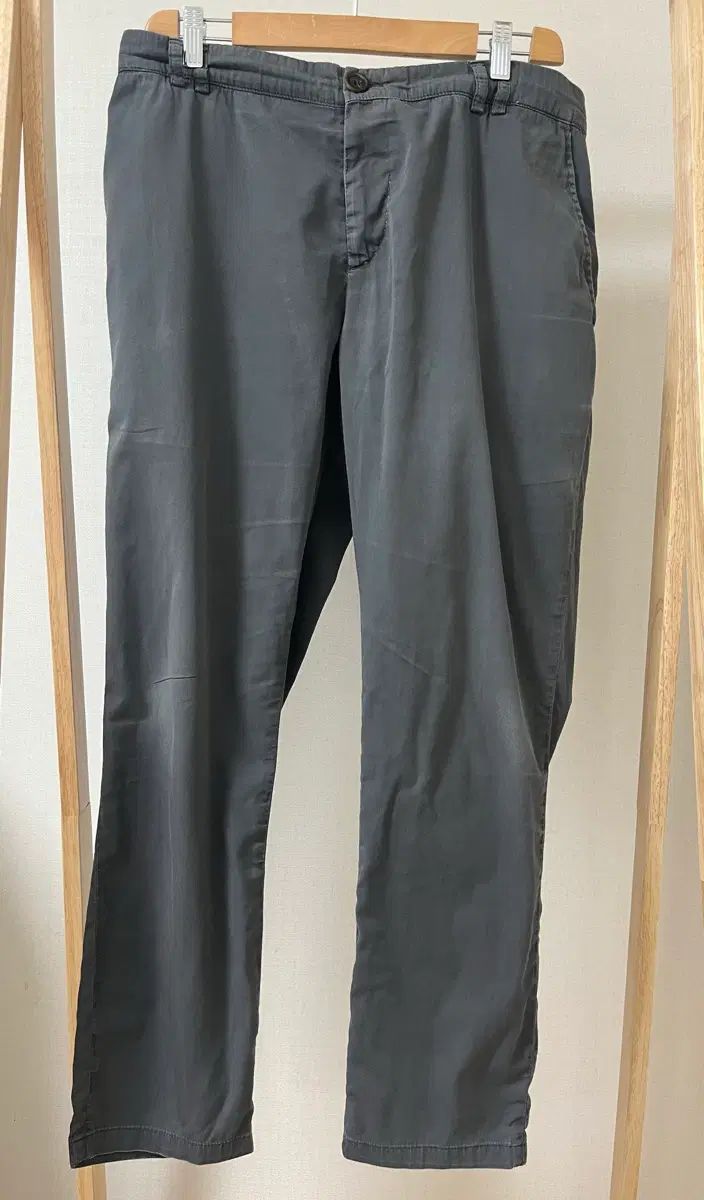 BRUNELLO CUCINELLI メンズ ズボン サイズ 50 正規品 25,778円