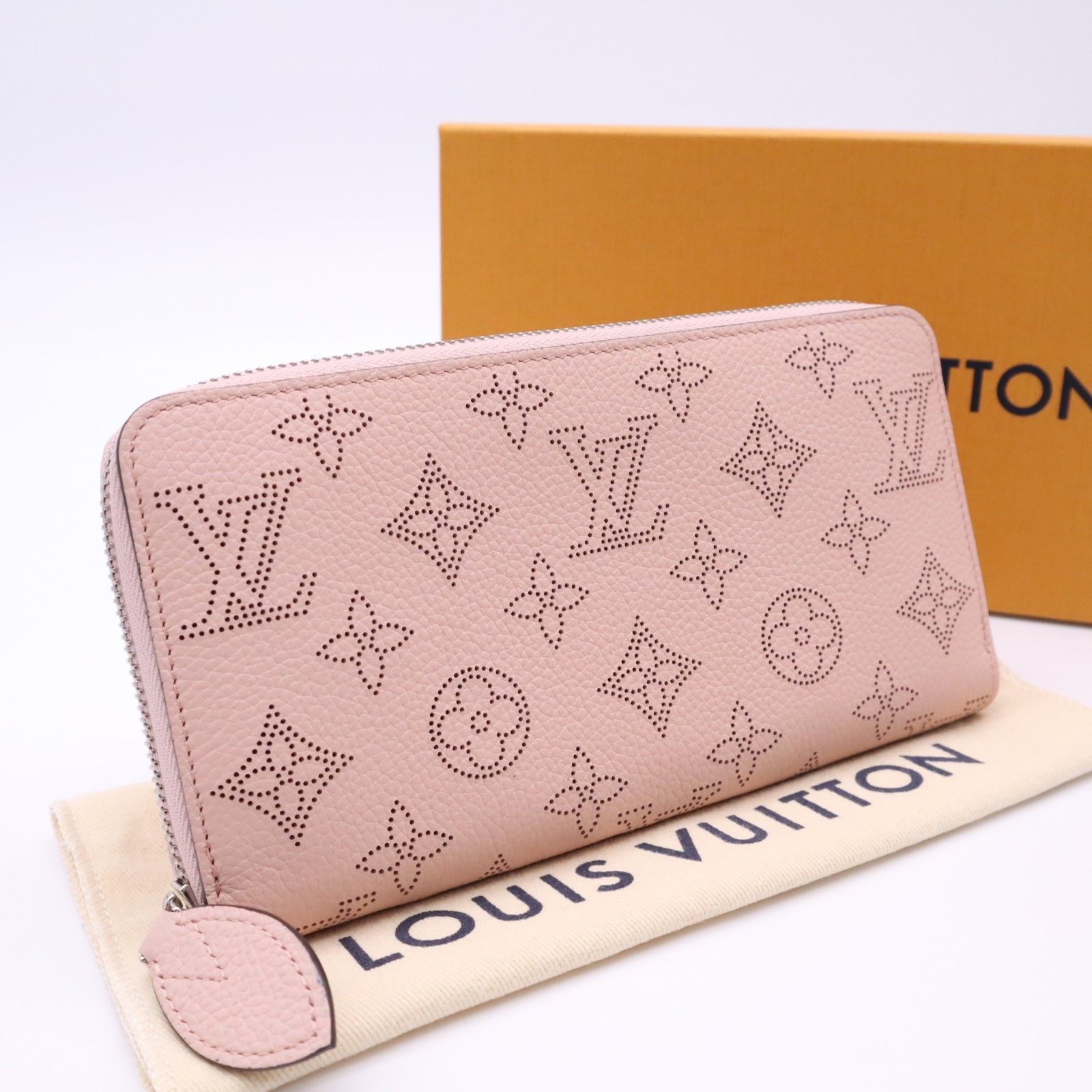★3日以内返品可★ 極美品 LOUIS VUITTON ルイ・ヴィトン マヒナ ジッピーウォレット ジャスミン M82755 長財布 ピンク カーフレザー レディース