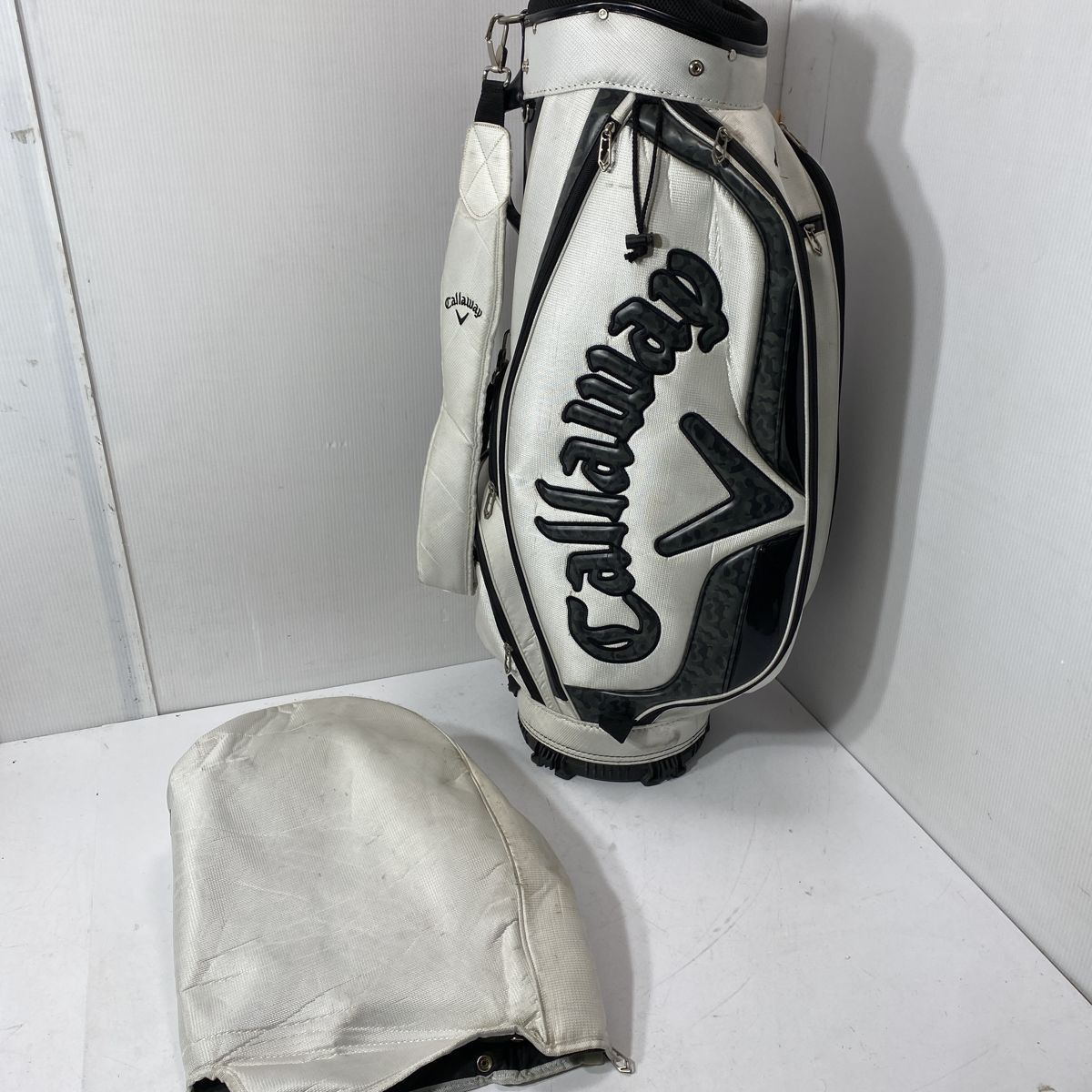 Callaway キャロウェイ キャディーバッグ 8インチ 6分割 カバー付き ホワイト / カモフラージュ BBL0714/大6342