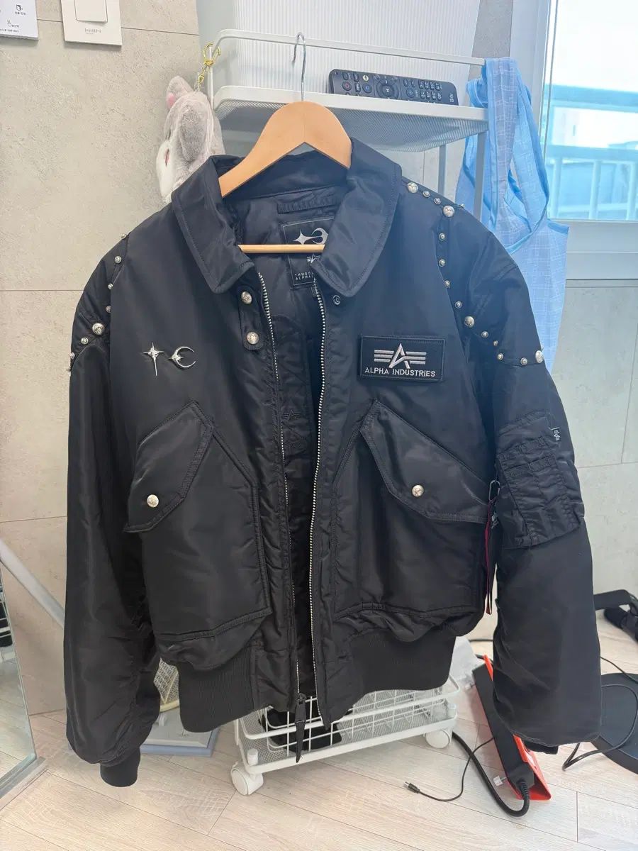 サグクラブ x アルファ インダストリーズ cwu45/p XL
