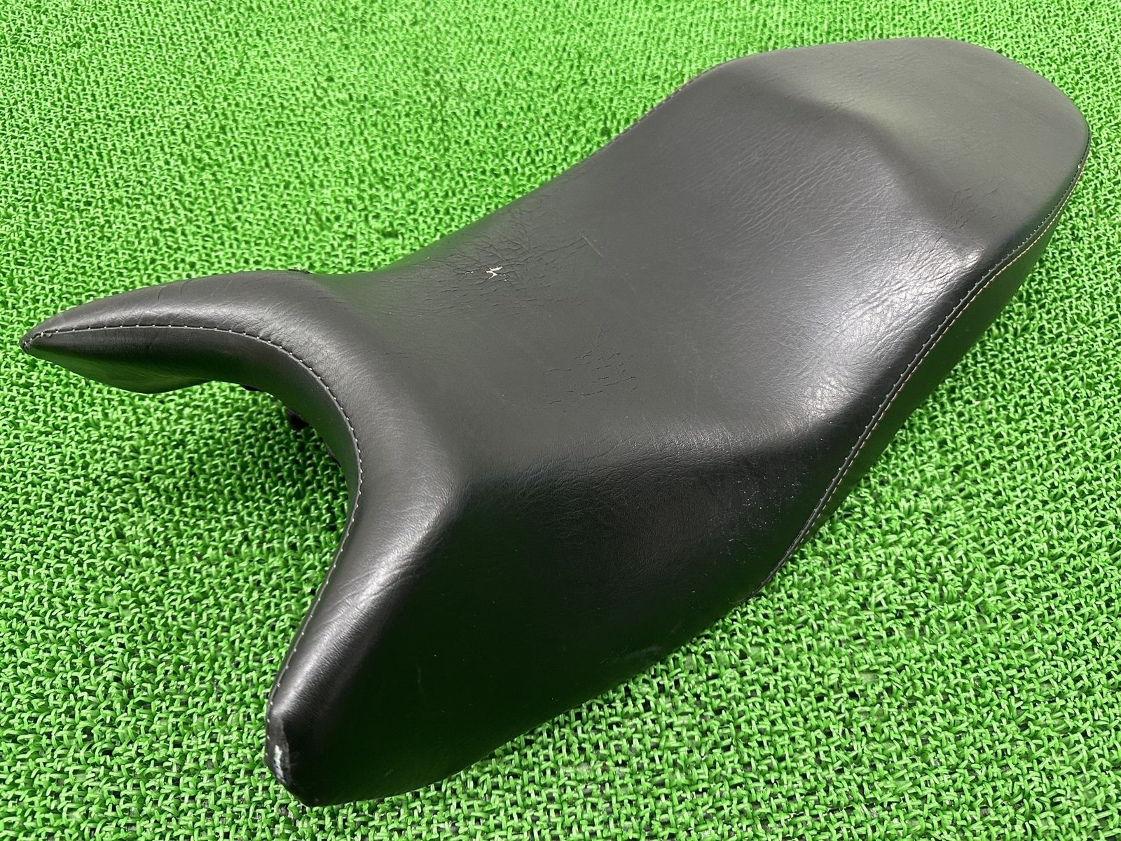 ジクサー150 シート 34J0 スズキ 純正 中古 NG4BG GIXXER SF150 お安くどうぞ Ye