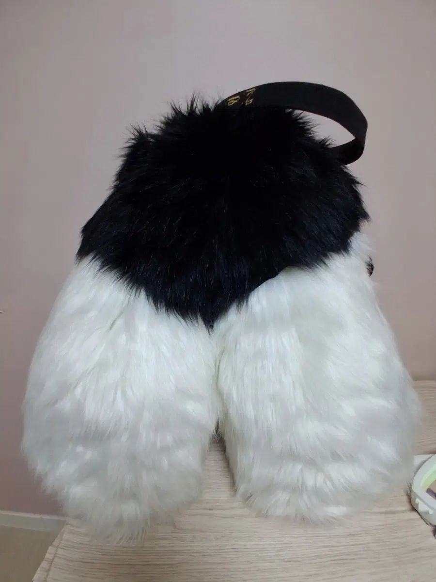 ファーシュー ハーフスーツ 出品