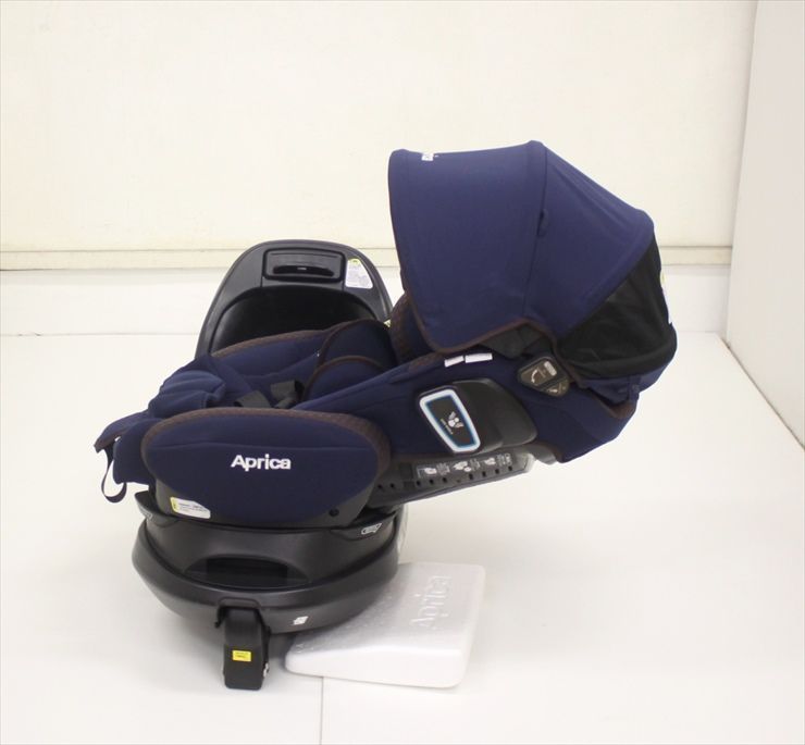 破損あり 欠品あり フラディア グロウ ISOFIX 360° セーフティー ネイビーシェール 2040695 アップリカ 新安全基準R129適合 首据わり後～ クリーニング済み D0728307 6,205円