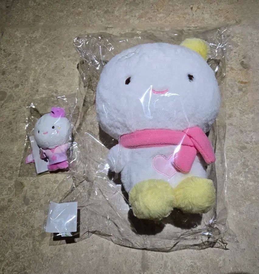 送料込み9 未開封+2個セット) aespa（エスパ） ウィンター ぬいぐるみ 30cm トレカ