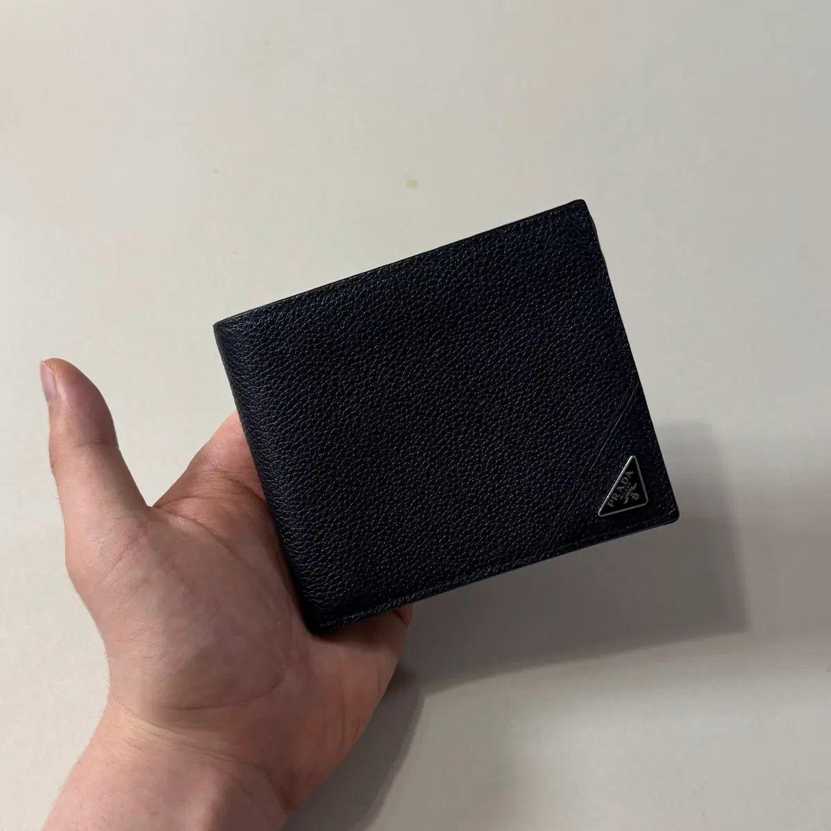 正規品/当日出荷 PRADA プラダ サフィアーノ 二つ折り財布
