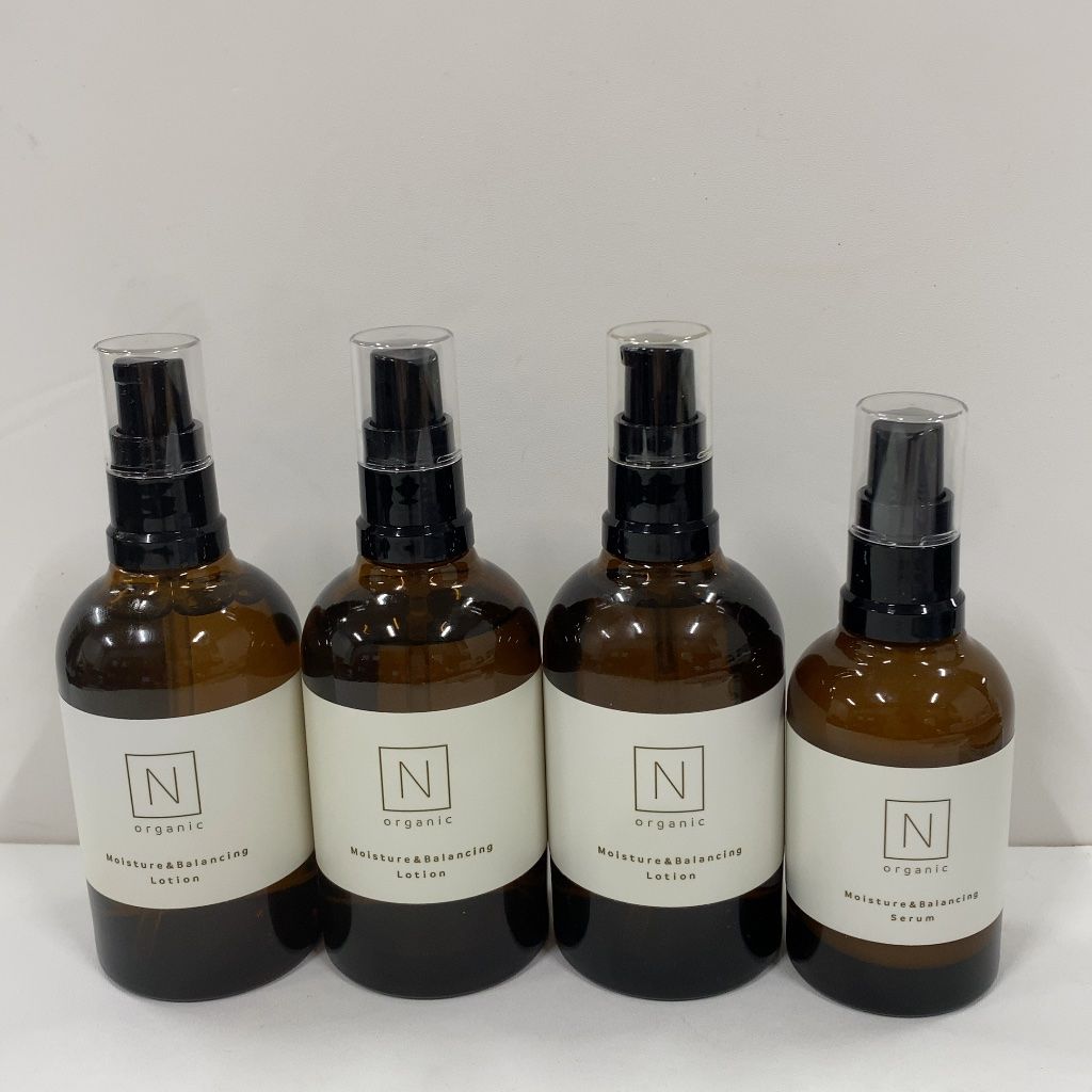 A2043 D N organic モイスチュア&バランシング ローション 100mL 3個／モイスチュア&バランシング セラム 60mL 計4点セット 8,400円