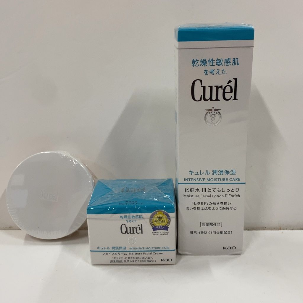 A1878 Curel キュレル 潤浸保湿 化粧水 (3) とてもしっとり 150mL／Curel キュレル 潤浸保湿 フェイスクリーム 40g／Curel キュレル しっとり肌 パウダーファンデーション 自然な肌色 8g 計3点セット 6,570円