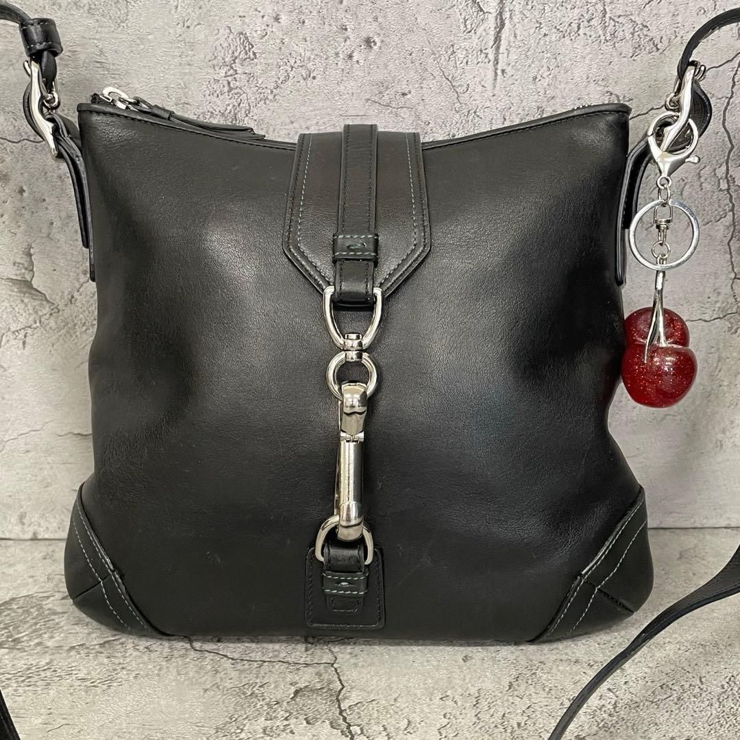Extremely Beautiful Vintage Coach Black Leather Shoulder Bag Coach Shoulder Bag Horse and Carriage Silver Hardware Leather Black Black