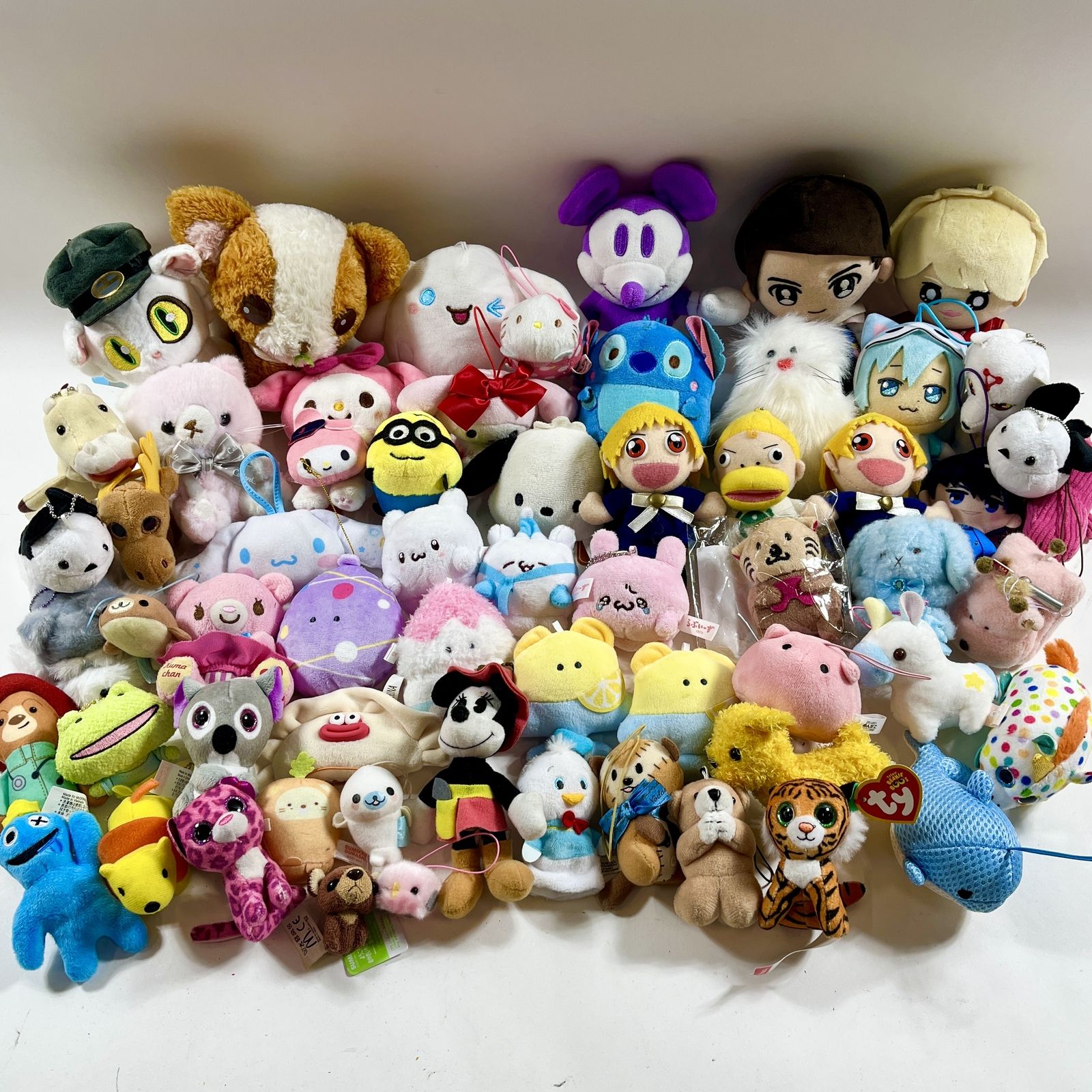 ★ アニメキャラクター 含む ミニ ぬいぐるみ マスコット 約60点 まとめ商品 ディズニー サンリオ らぶいーず つぶらな瞳 金色のガッシュベル!!