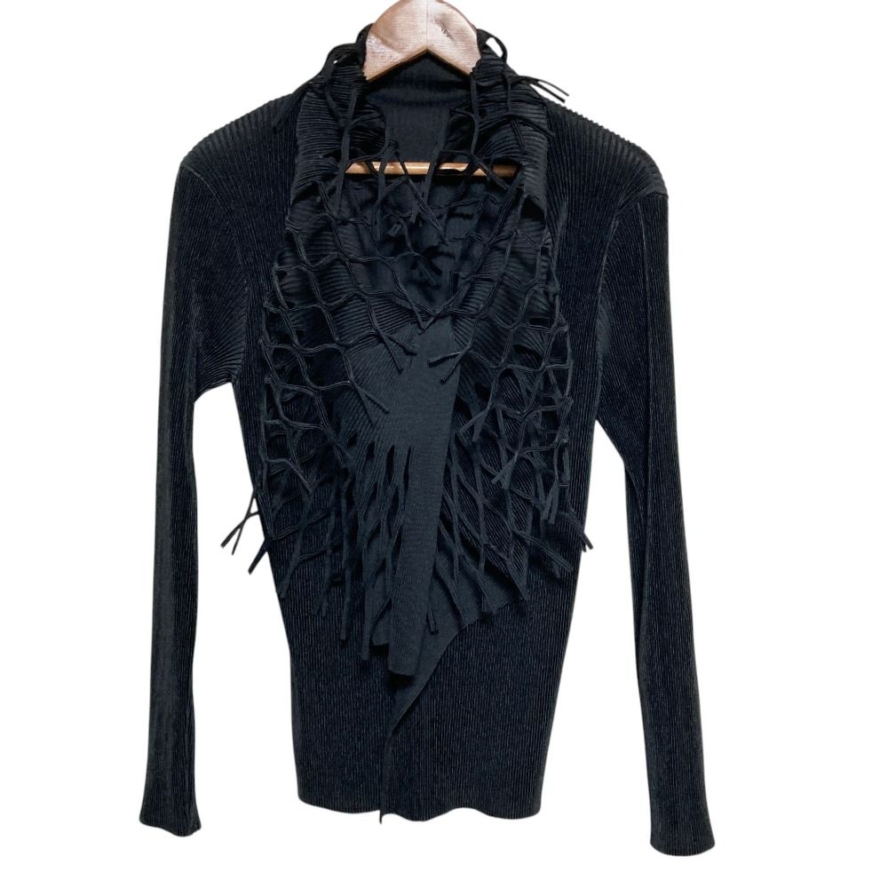 美品 ISSEY MIYAKE FETE イッセイミヤケフェット ロングスリーブ プリーツ シャツ IF82FJ221 サイズ2 ブラック レディース 古着 中古 USED 16,799円