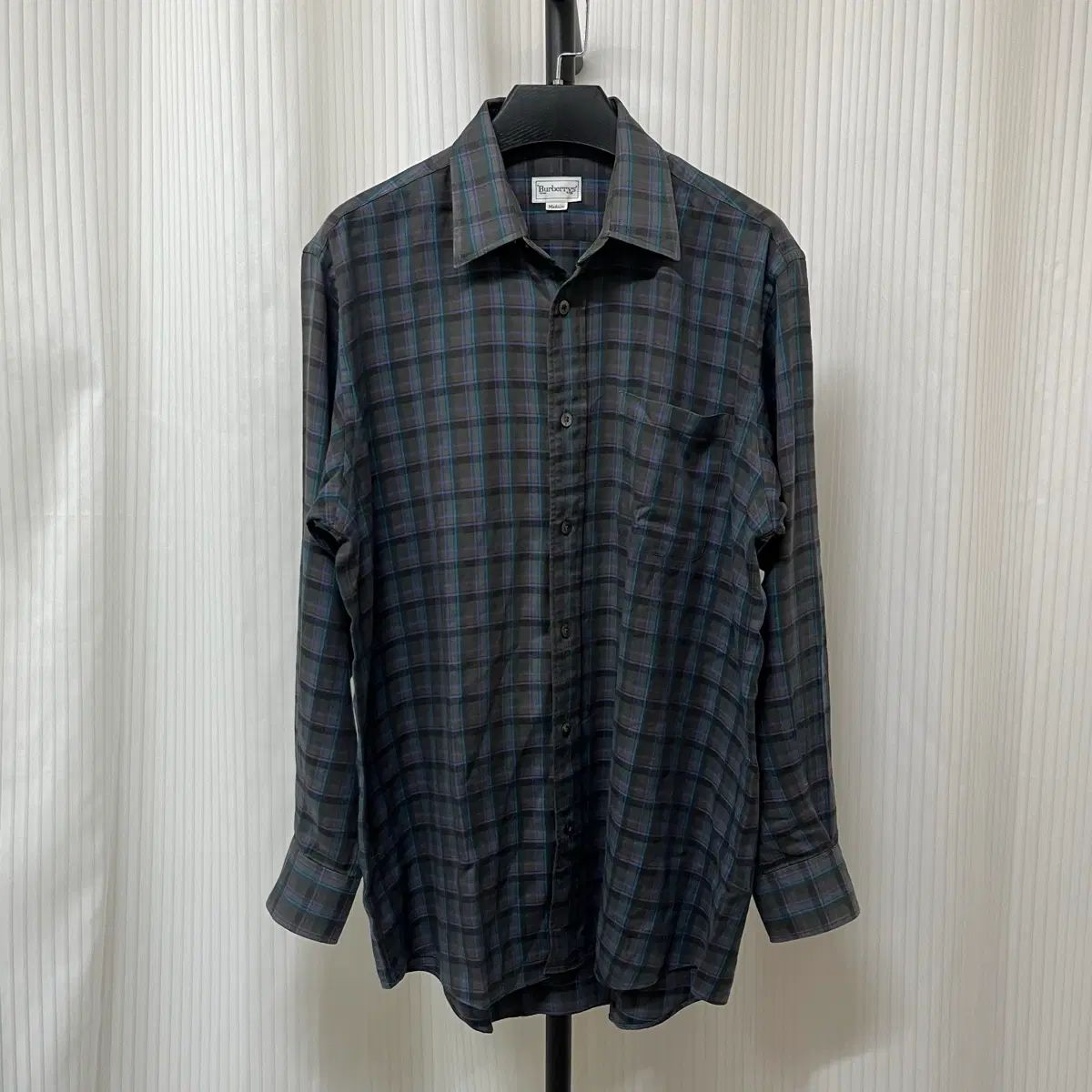 バーバリーチェックシャツ 7,185円