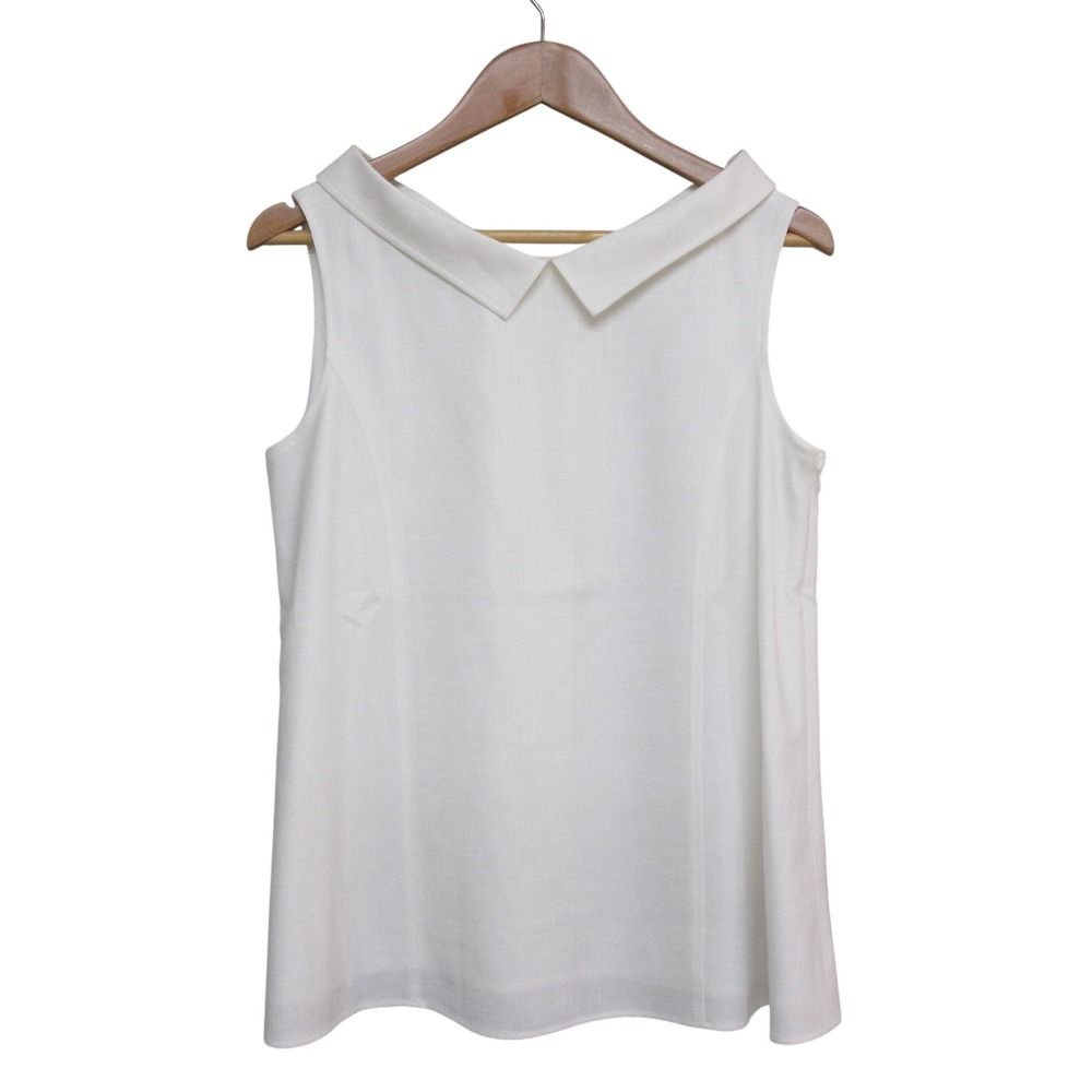美品 FOXEY NEWYORK フォクシーニューヨーク Freesia Blouse 白襟 ノースリーブ ブラウス 41699 サイズ40 ホワイト レディース 古着 中古 USED