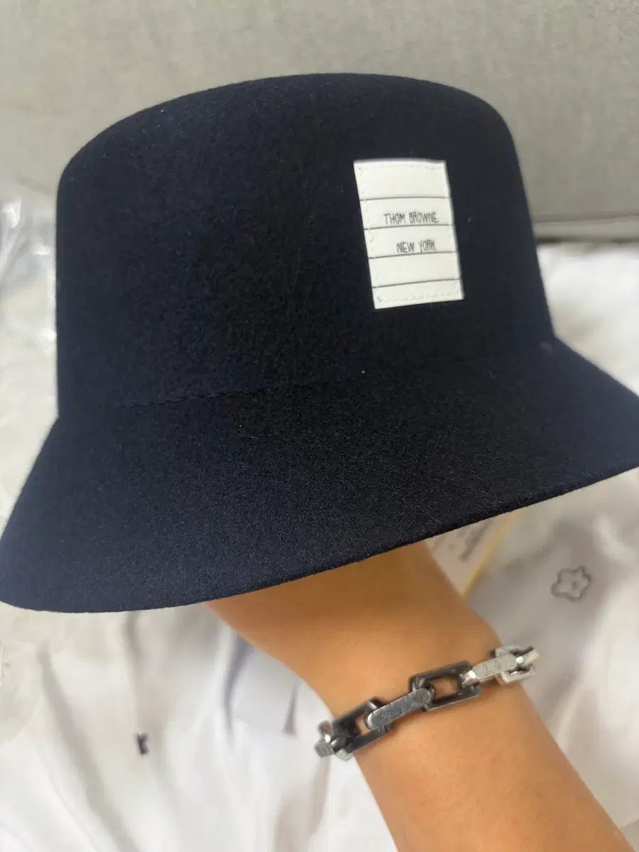 正規品/新品 トム・ブラウン フェルト バケットハット ネイビー