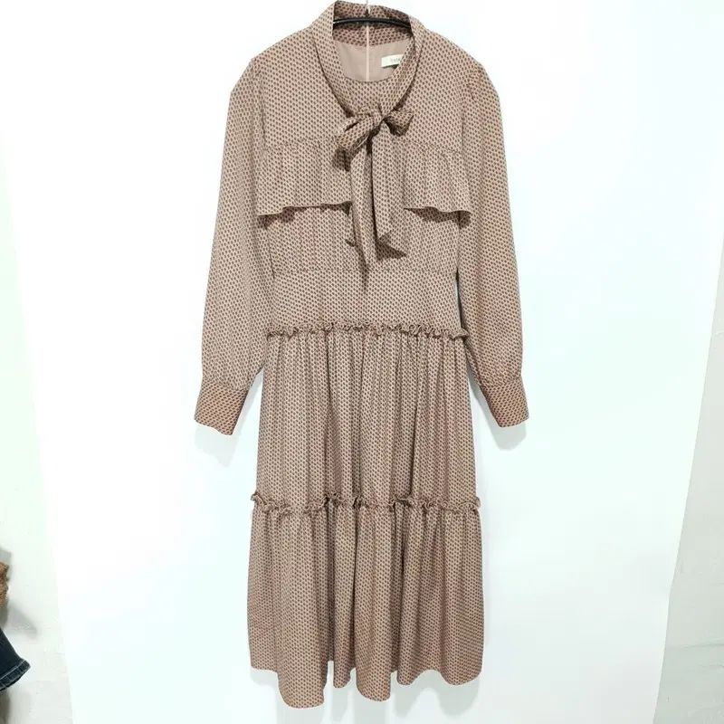 ハケシ ラブリー ペタル ONE PIECE F_M3339 6,245円
