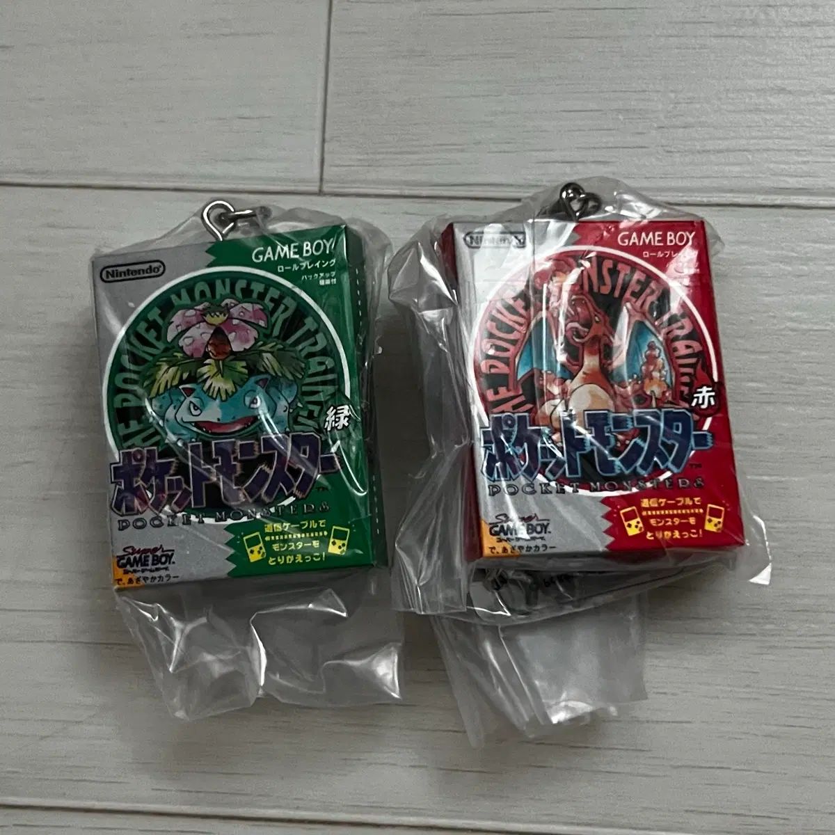 (最安値 まとめ) ポケットモンスター ポケットモンスター カートリッジ キーホルダー グリーン レッド 緑 赤 チップ