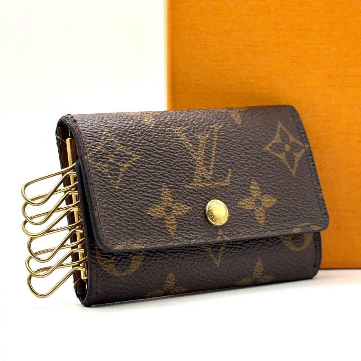 【モノグラムが守る鍵束】　Louis Vuitton　6連キーケース モノグラム ミュルティクレ6 ユニセックス　ブラウン