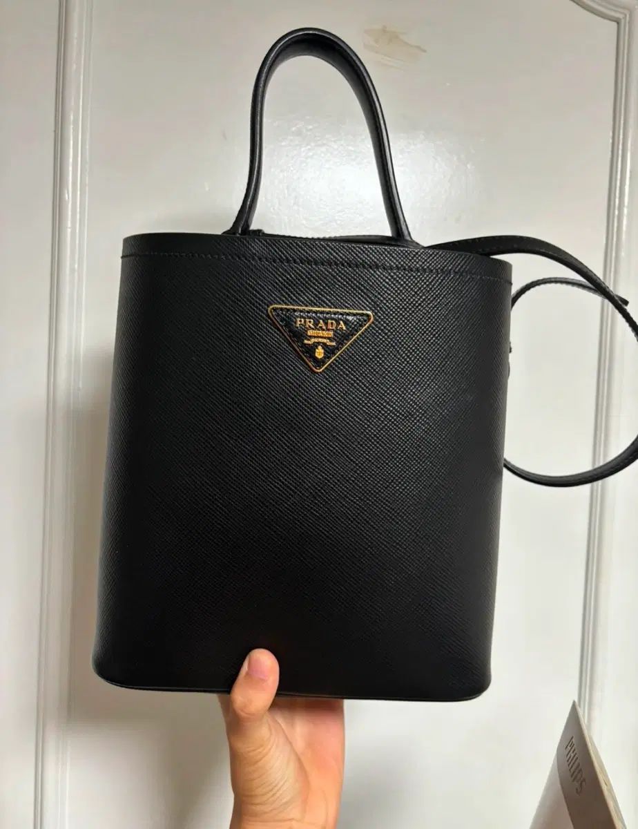PRADA プラダ サフィアーノ パニエ スモール 127,487円