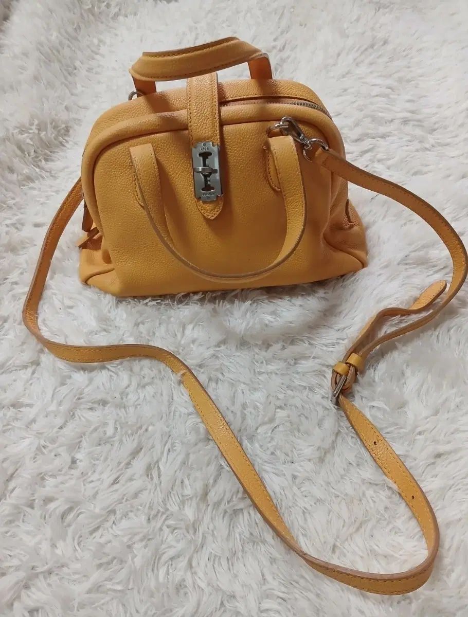 vunque トートバッグ イェロー