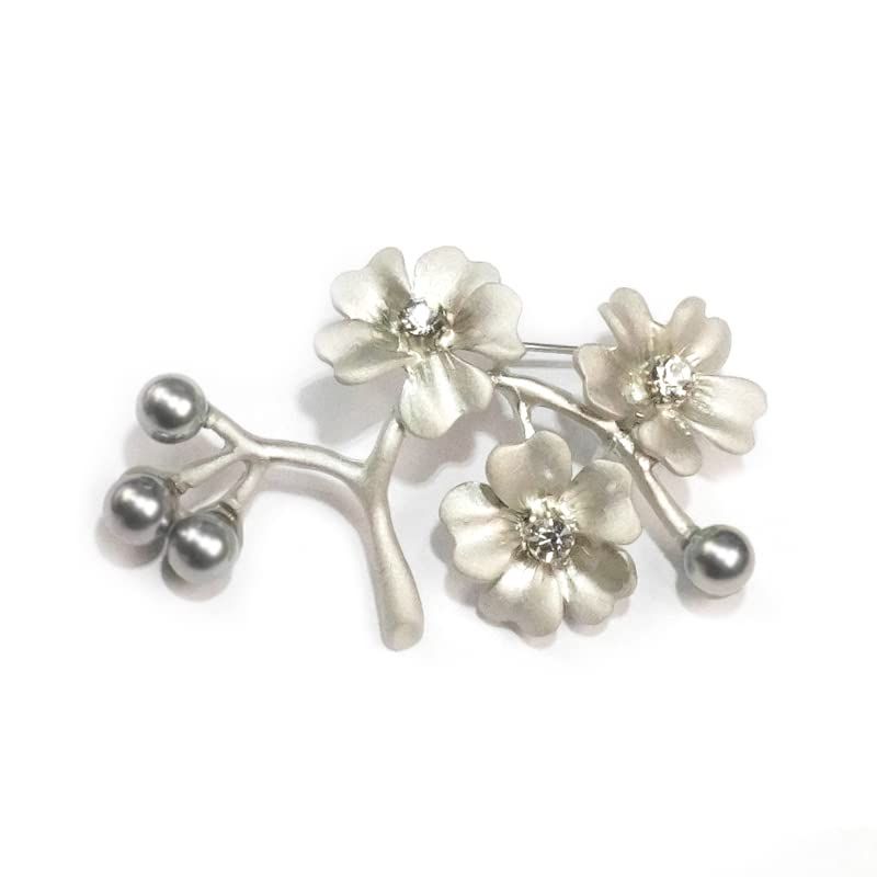 【新品】 【C-GIRLS真珠屋】真珠 ブローチ 花珠級貝パールブローチ 梅の花 フラワー 母の日 七五三結婚式ウエディング シルバー ホワイト 全品ギフトラッピング 0