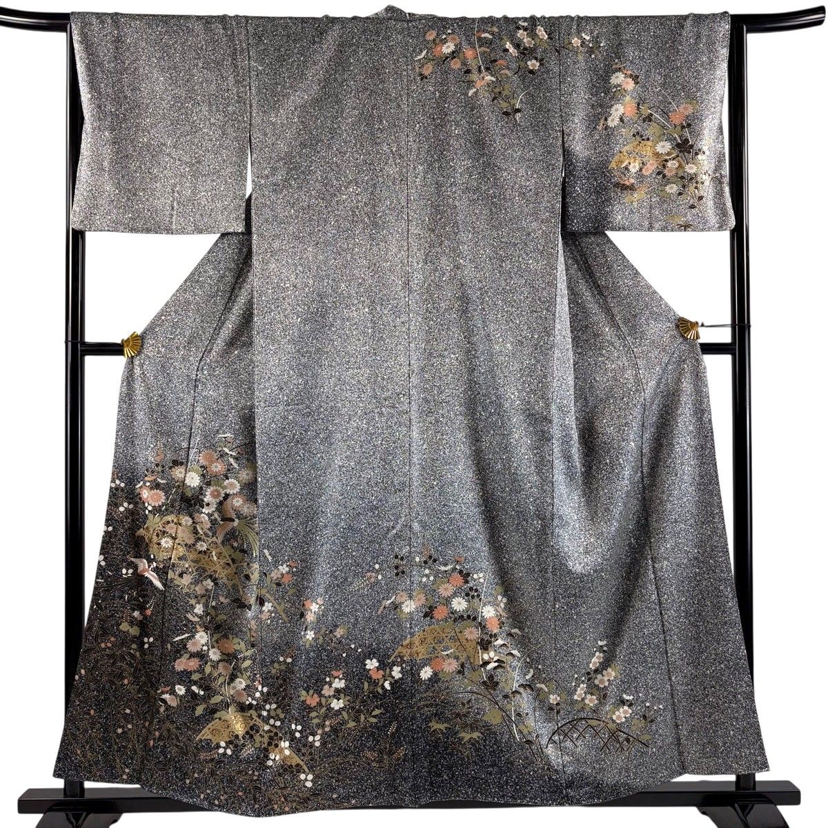 【美品】 訪問着 身丈156cm 裄丈66cm M 袷 菊 尾長鳥 金彩 黒灰 正絹 秀品 【中古】 8,732円
