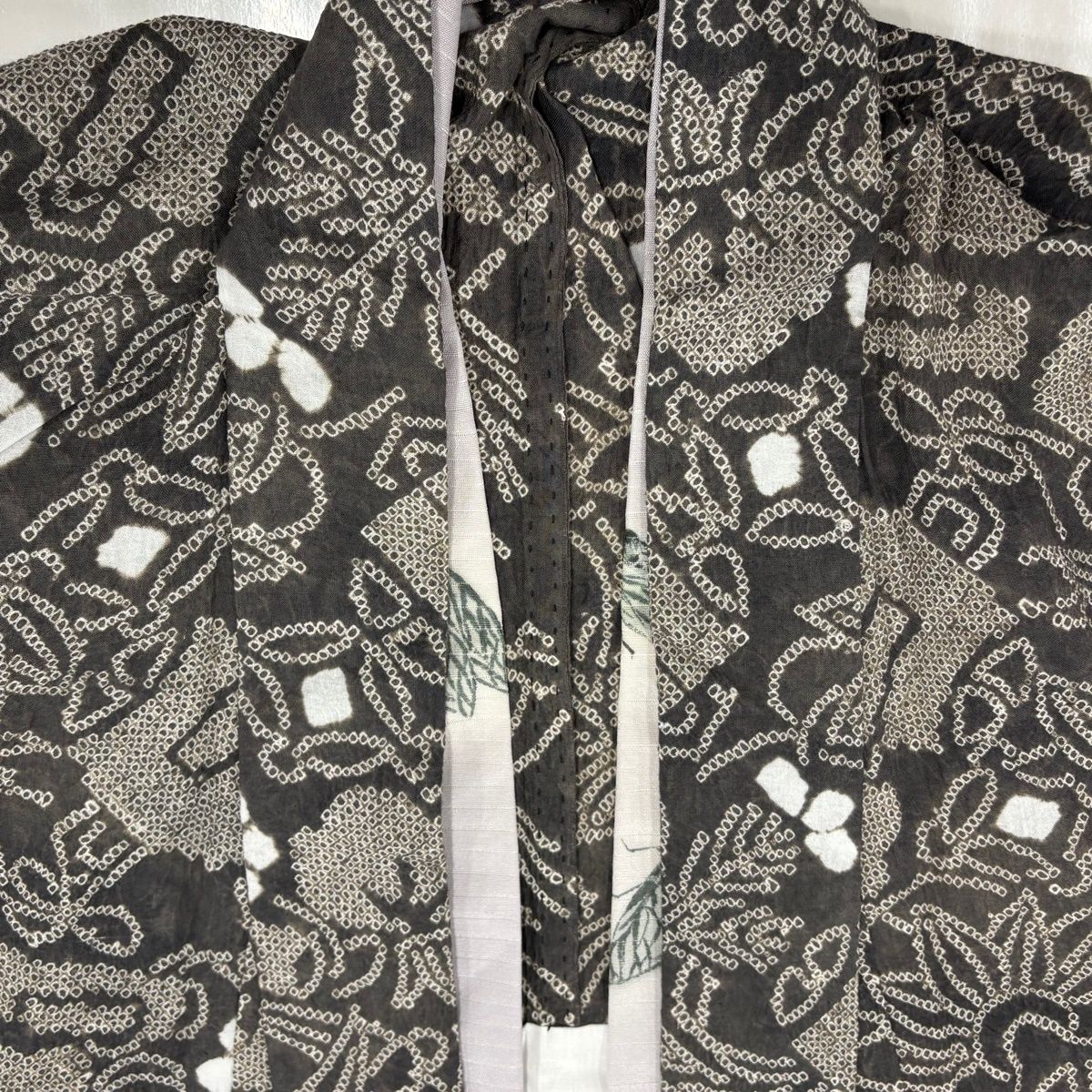 【美品】 浴衣 身丈167.5cm 裄丈67cm M 絞り浴衣 宝尽くし 灰色 綿 名品 【中古】