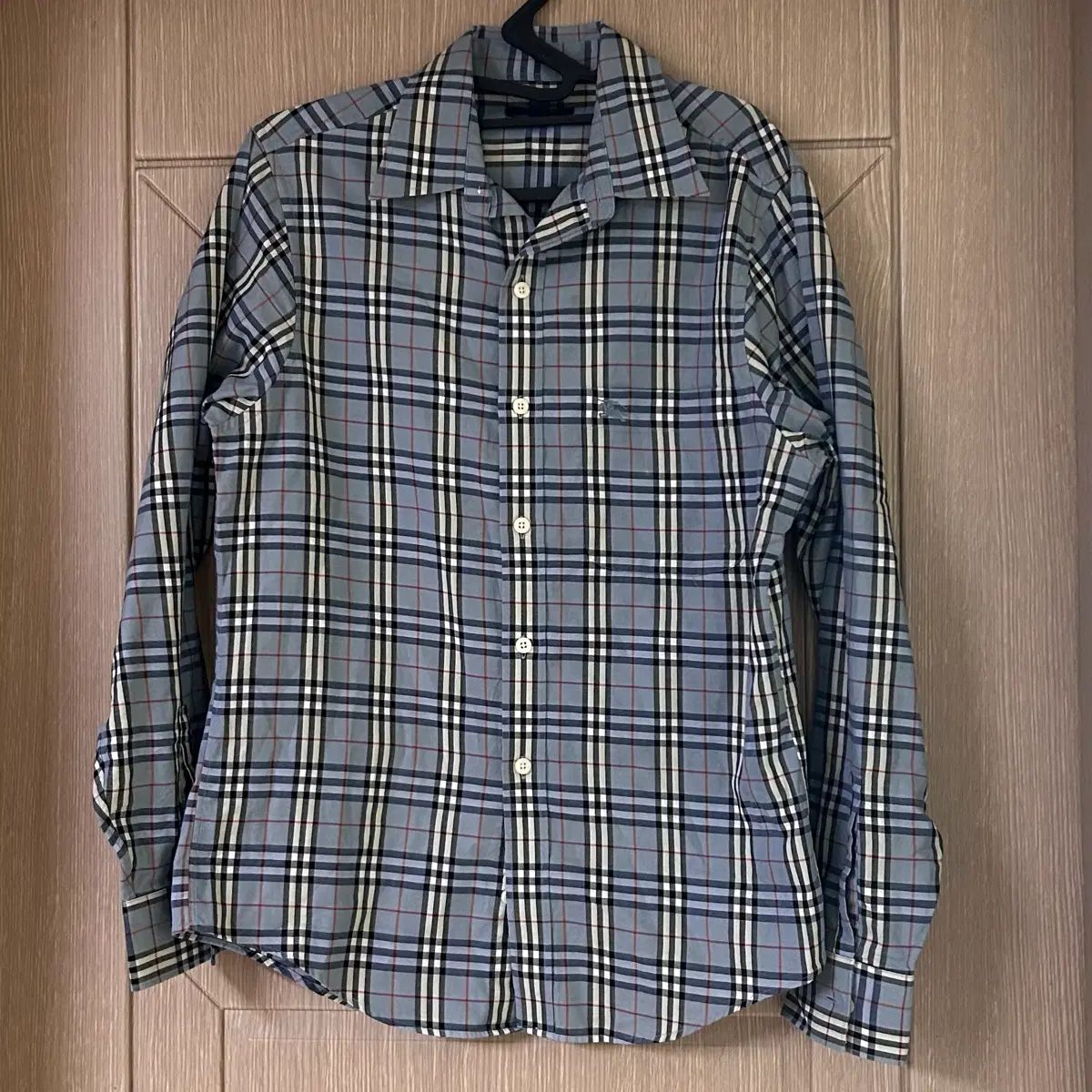 バーバリー 正規品 カラーTシャツ m