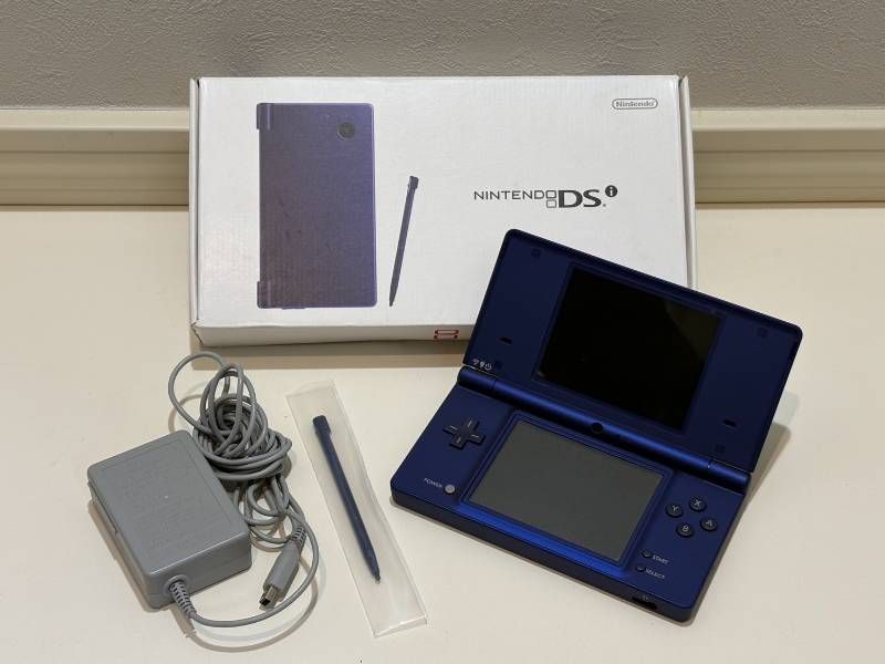 Nintendo DSi TWL-001 メタリックブルー 任天堂 初期化済み 動作確認ok! 6,840円