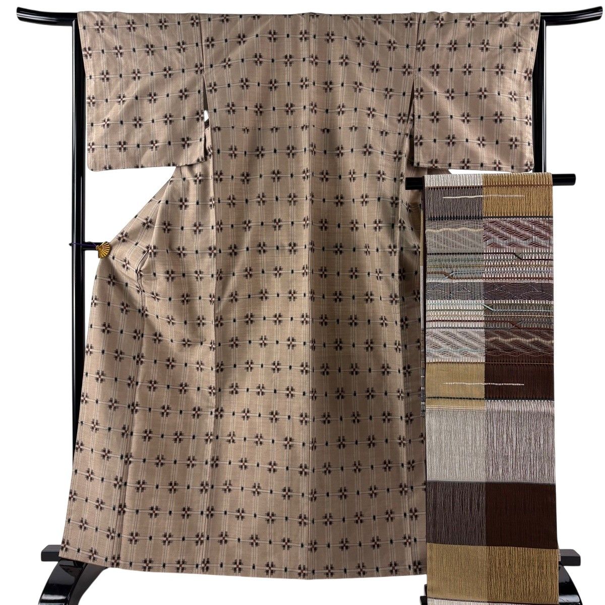 【美品】 紬 身丈163.5cm 裄丈65cm M 袷 袋帯セット 格子 幾何学模様 灰茶 正絹 秀品 【中古】