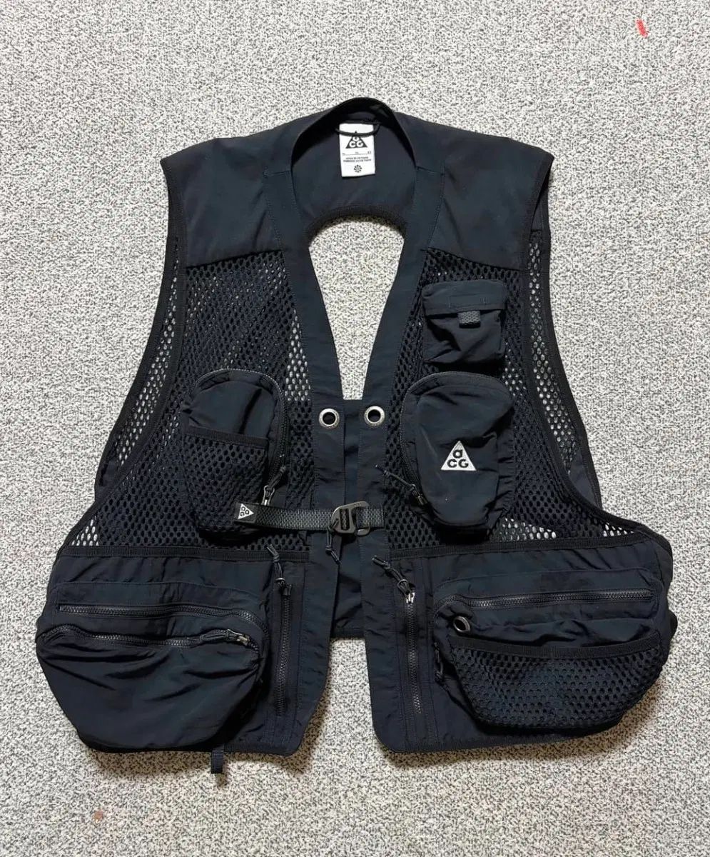 ナイキ ACG バトルズ ベスト XL ほぼ新品