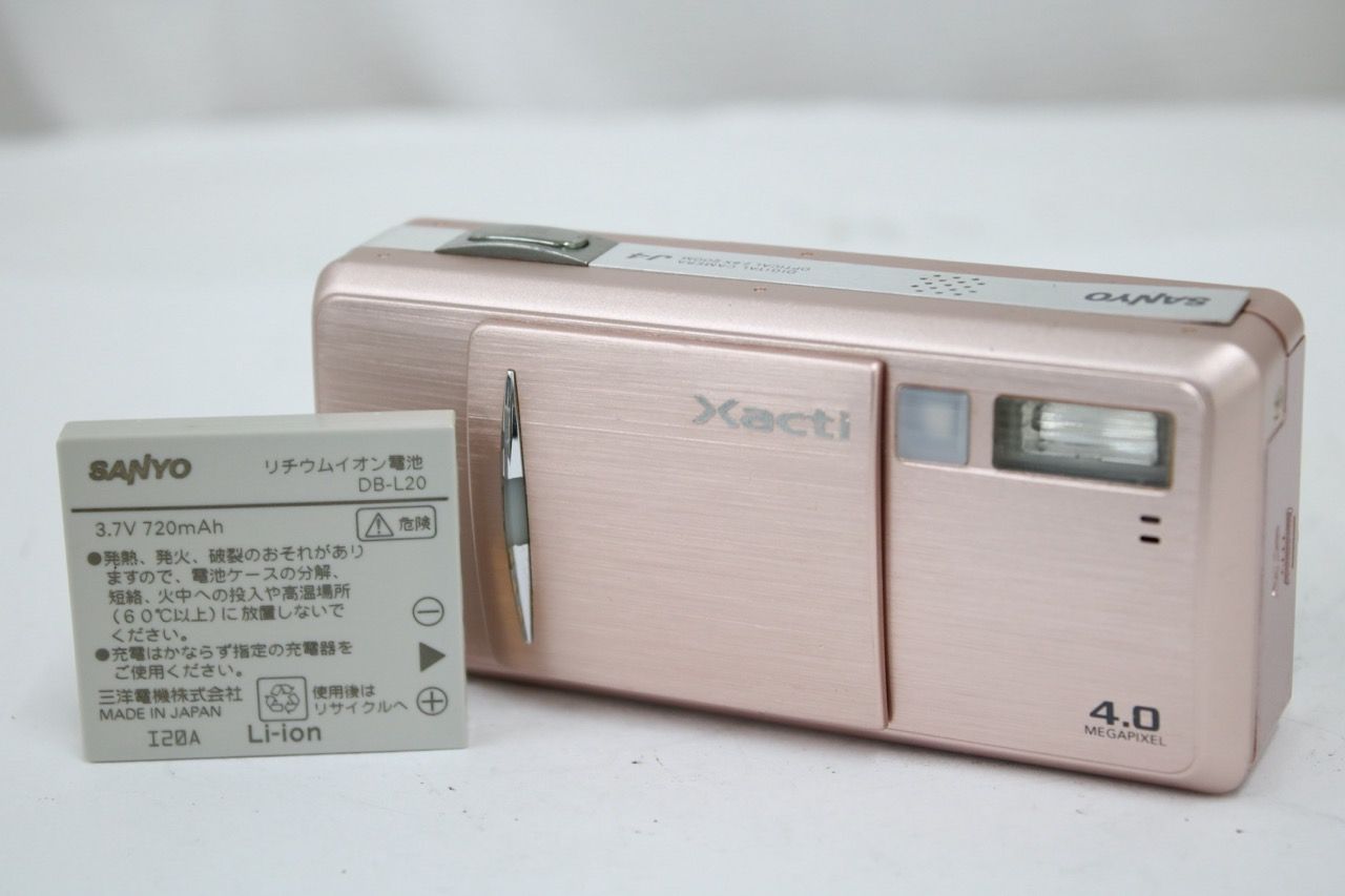 [Return Guarantee] Sanyo SANYO Xacti J4 pink 2.8 x compact digital camera with battery e17151