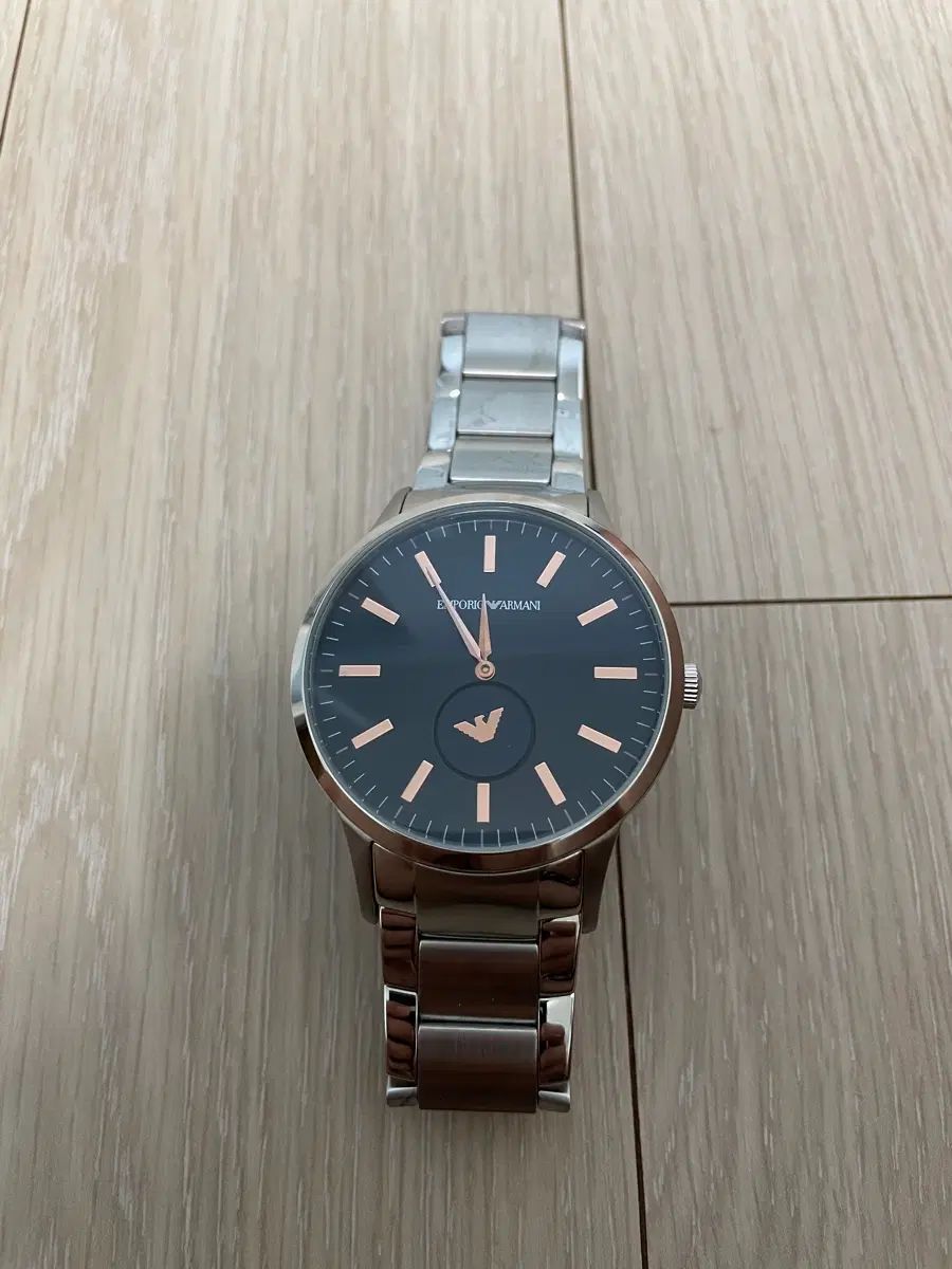 エンポリオアルマーニ 時計 出品