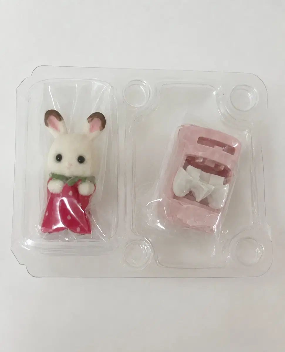 未開封) シルバニアファミリー 赤ちゃん ケーキ ブラインドバッグ ロールケーキ いちご チョコ うさぎ