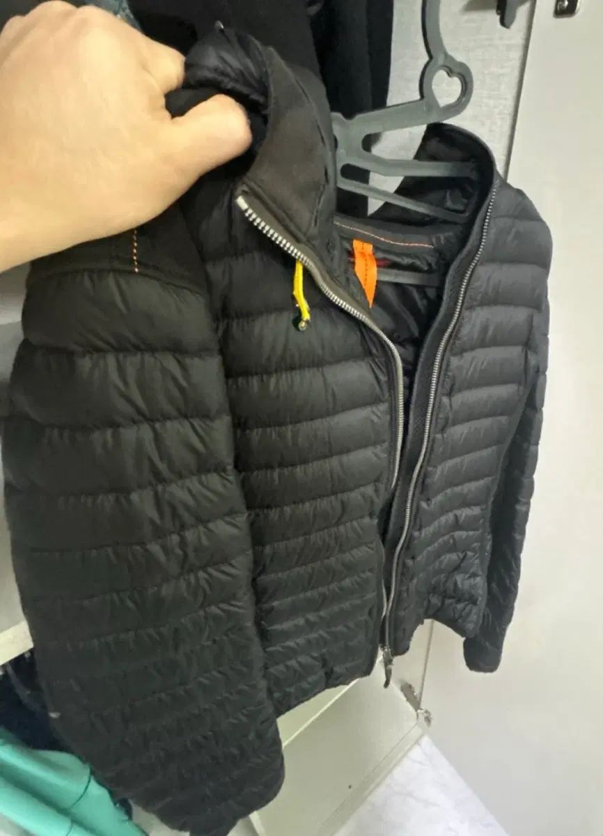 PARAJUMPERS 軽量ダウン s 33,740円