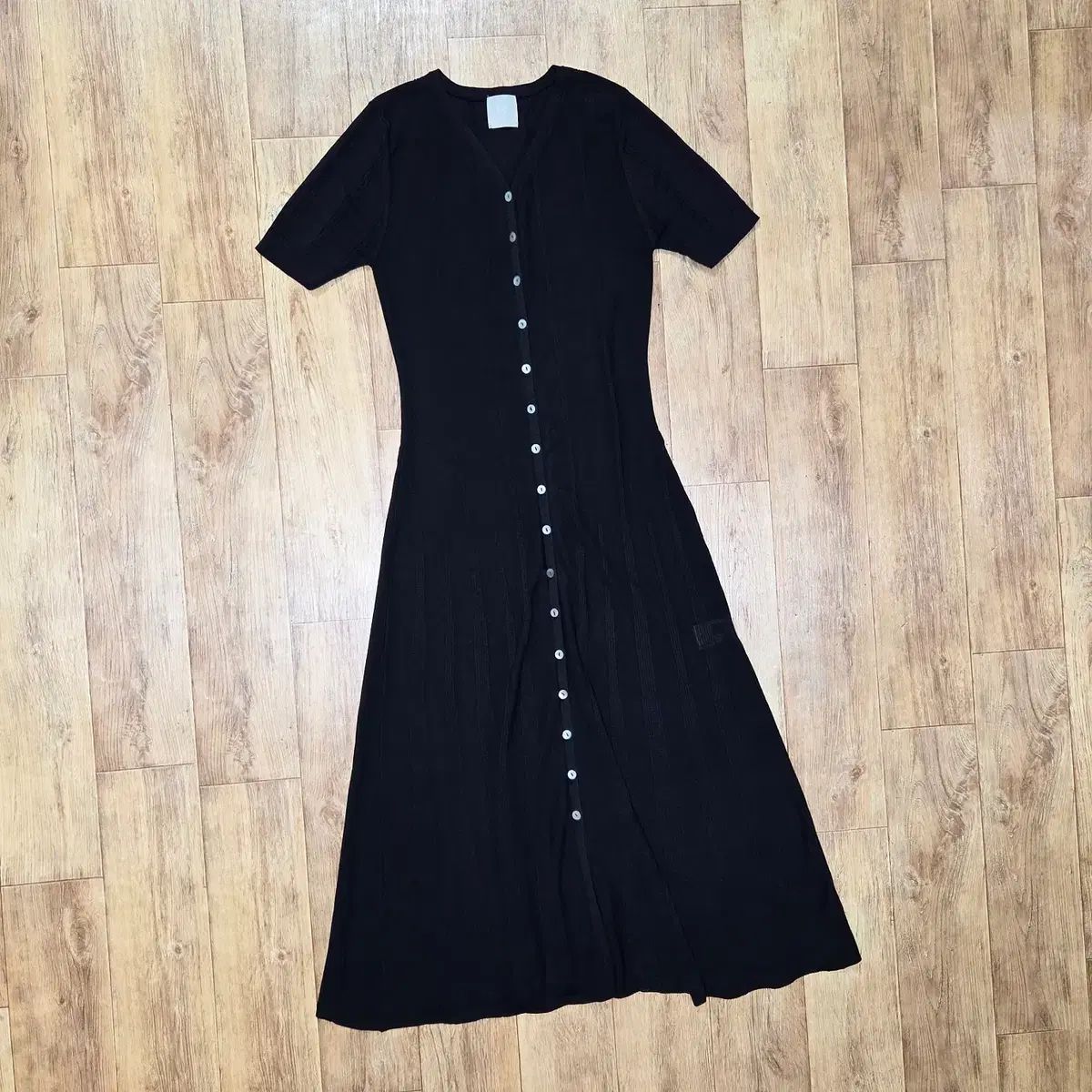 グローアンドニムフ(GLOW AND NYMPH) ニットONE PIECE 55-66 6,814円