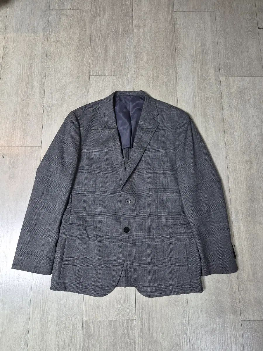 (ほぼ新品) ROGATIS 純ウール メンズジャケット (100)