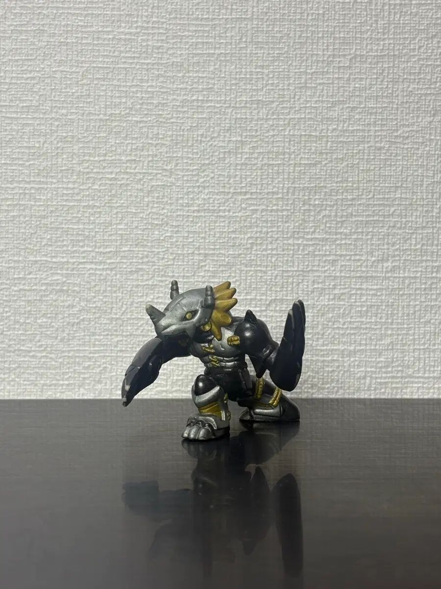 パワーデジタルモンスター ピンフィギュアボード ガシャポン - ブラックウォーグレイモン フィギュア