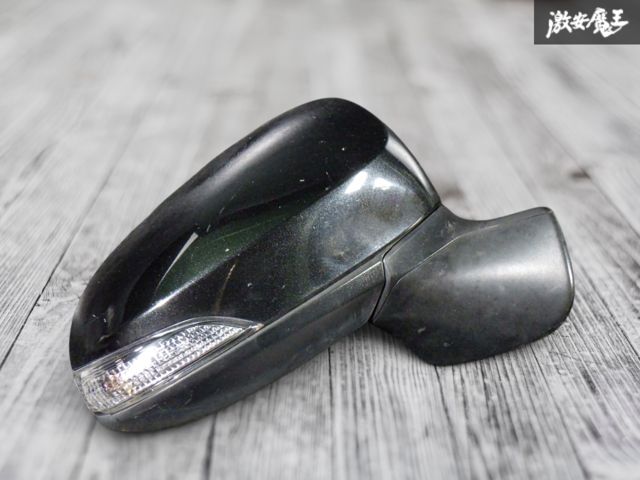 ☆保証付 即発送☆ 動作OK トヨタ純正 NKE165G 160系 カローラフィールダー ドアミラー サイドミラー 右 運転席 黒 黒メタ 8ピン 9,449円