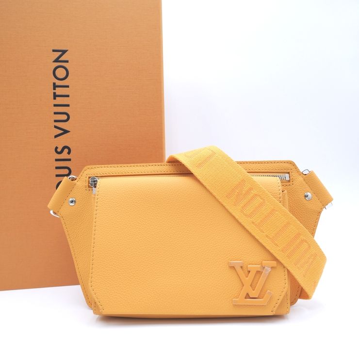 LOUIS VUITTON（ルイ・ヴィトン）テイクオフ・スリング ボディバッグ ショルダーバッグ オレンジ レザー シルバー金具 M21419 メンズ【中古】