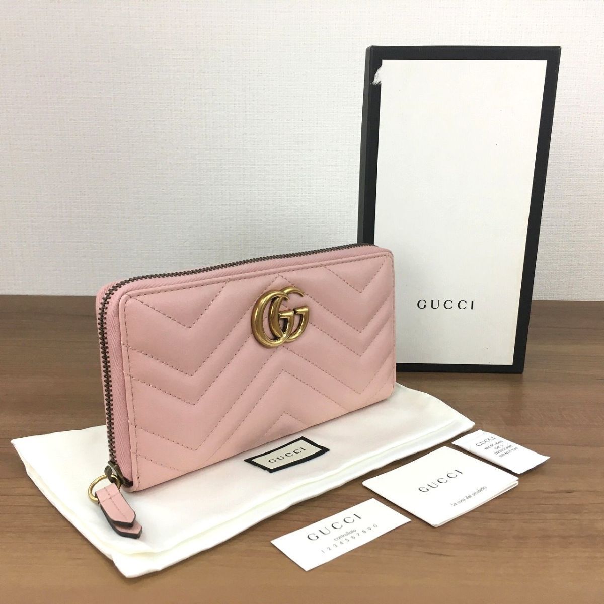未使用品 GUCCI GGマーモント 長財布 443123 ライトピンク 箱付き 383