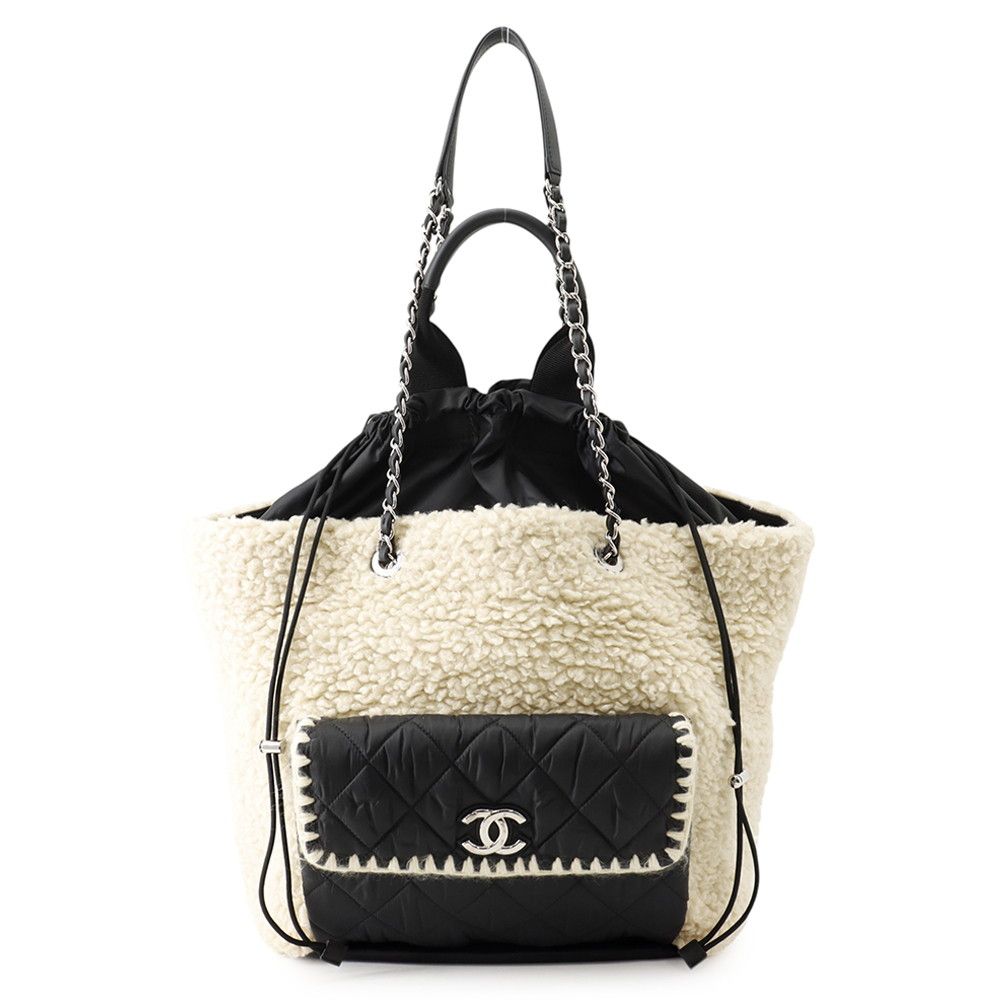 シャネル トートバッグ ココネージュ マトラッセ ココマーク ボア 巾着トート ムートン ナイロン CHANEL 2way 黒 164,550円