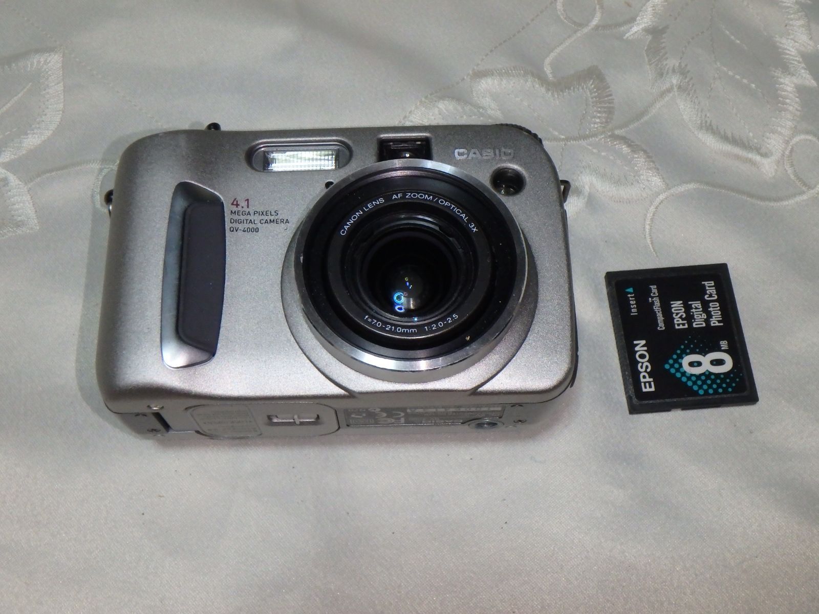 Casio QV-4000 EXILIM digital camera