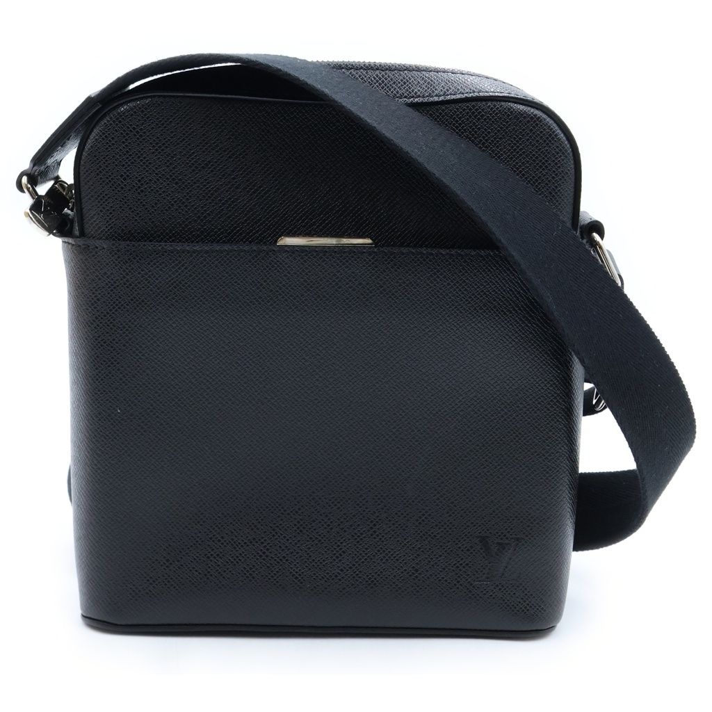 LOUIS VUITTON (ルイヴィトン) タイガ アントン メッセンジャーPM ショルダーバッグ ブラック PVCレザー M33427 RFID
