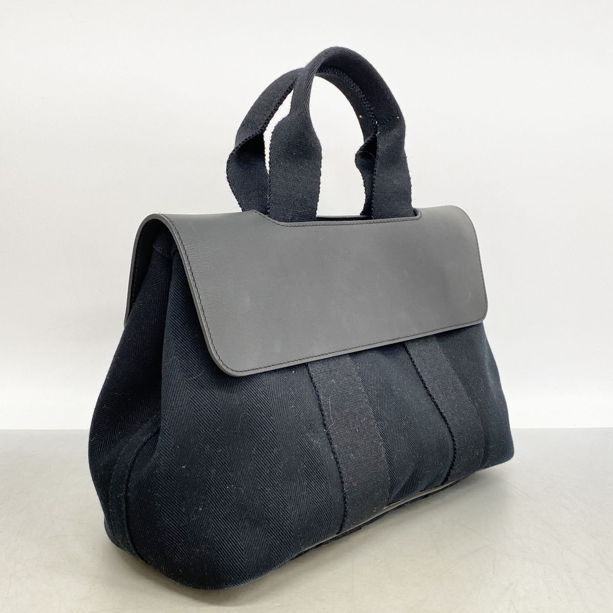 【6hd3577】エルメス ハンドバッグ ヴァルパライソPM トワルシェブロン ブラック シルバー金具【中古】レディース