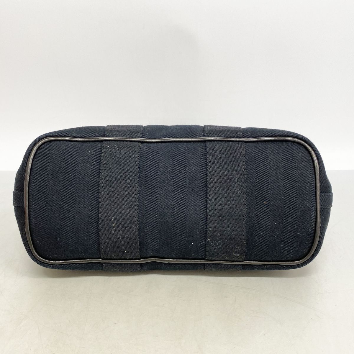 【6hd3577】エルメス ハンドバッグ ヴァルパライソPM トワルシェブロン ブラック シルバー金具【中古】レディース