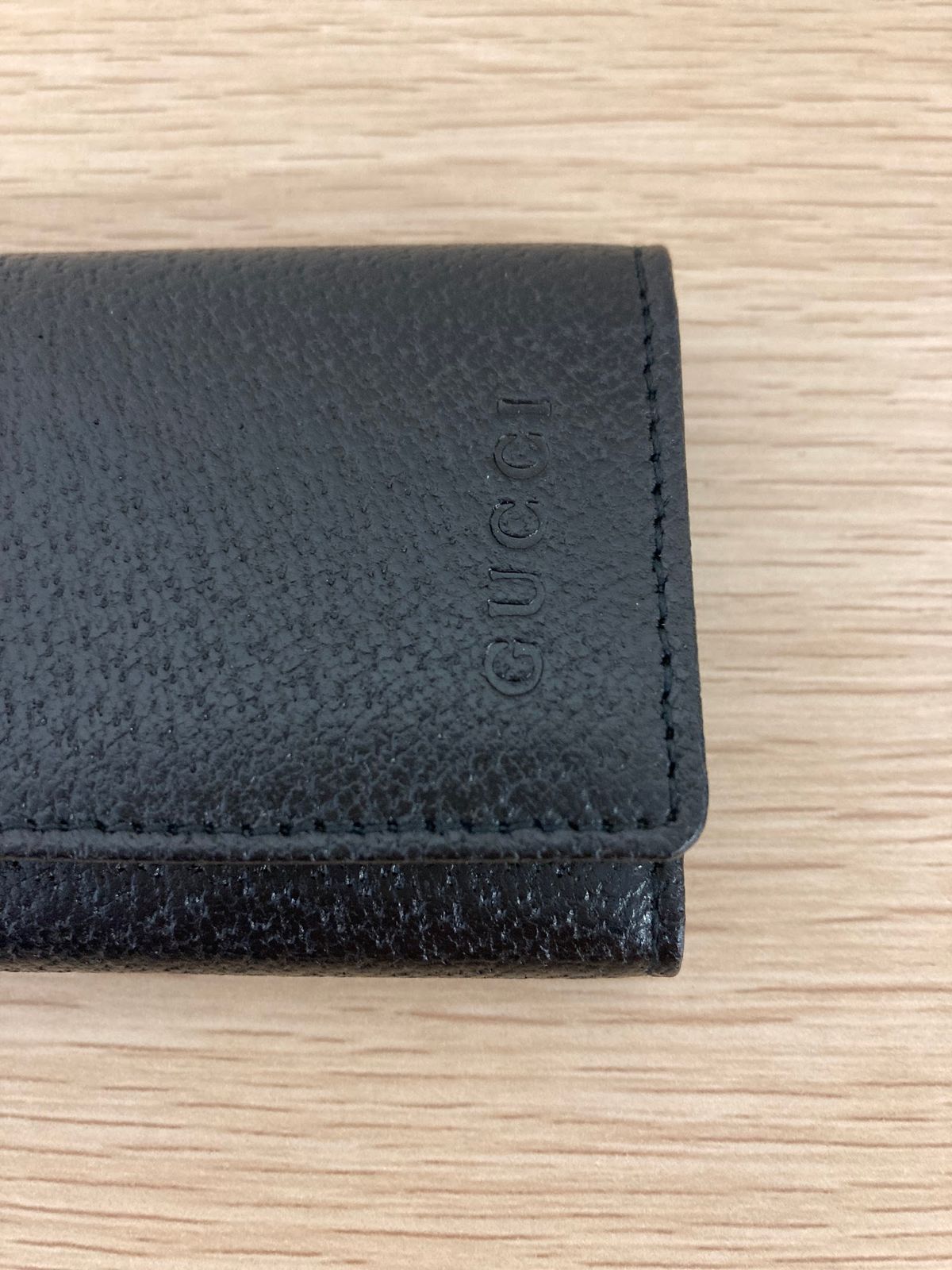 ￥【新品・未使用】GUCCI グッチ レザー キーケース 6連 ブラック 箱付き【装飾品小物類】【4】