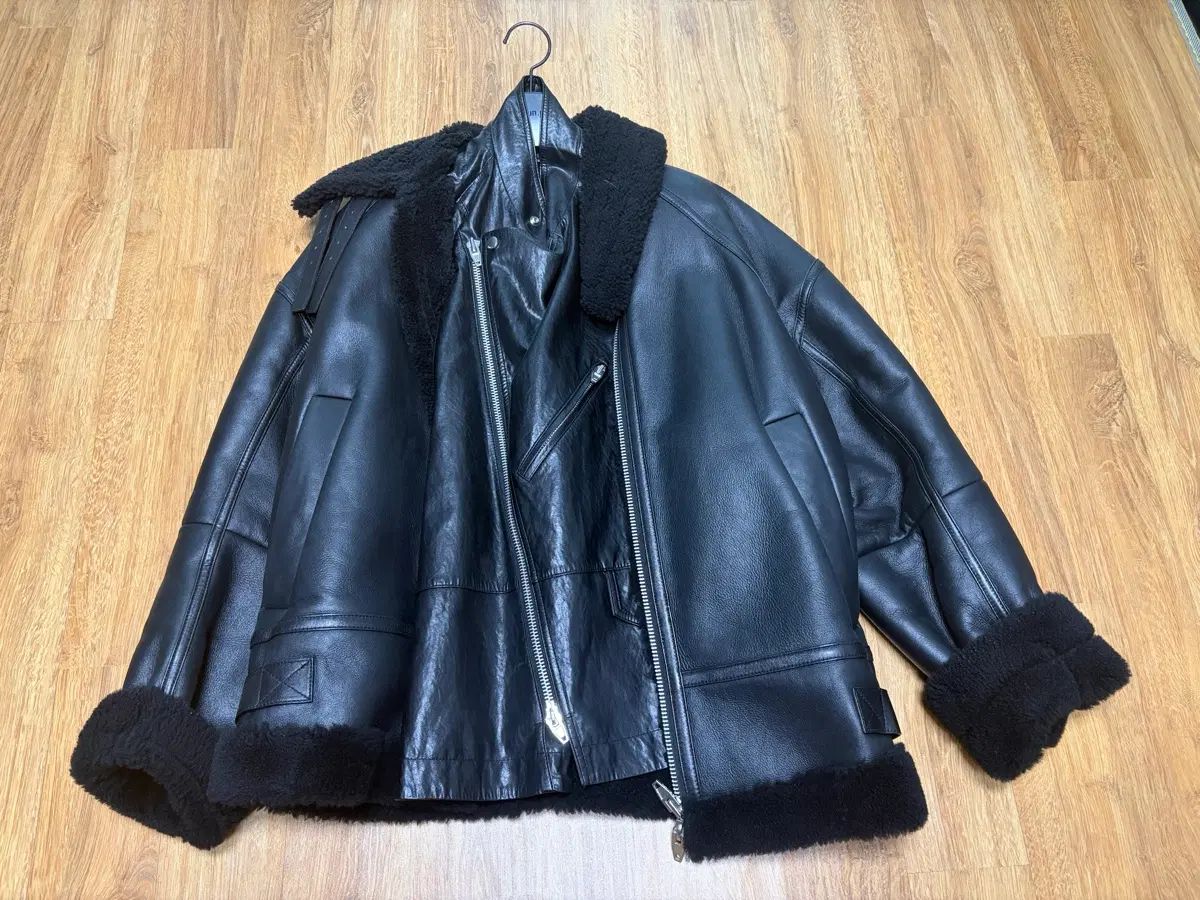 Juun.J ジュンジェイ ムートン 44サイズ